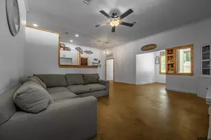 240 Private Rd 5515, Palestine, TX 75801 - Photo 9