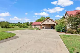 357 Swanner Land Dr, Scroggins, TX 75480 - Photo 5