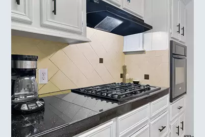 1408 Woodbridge Dr, Tyler, TX 75703 - Photo 5
