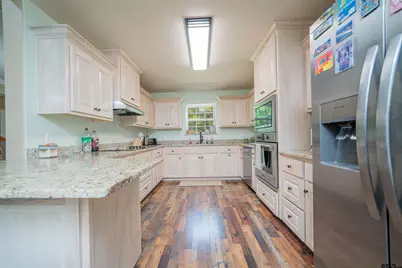 525 Lake Gladewater Rd, Gladewater, TX 75647 - Photo 9