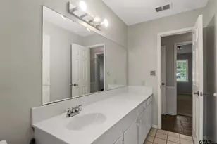 909 Elizabeth St, Gilmer, TX 75644 - Photo 23