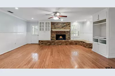 909 Elizabeth St, Gilmer, TX 75644 - Photo 17