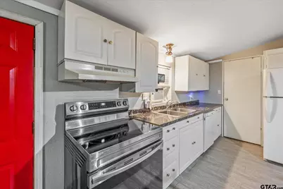 338 Bandera, Bullard, TX 75757 - Photo 7