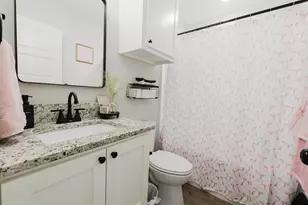 1401 N Palace, Tyler, TX 75701 - Photo 17