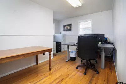 212 W 9th St, Tyler, TX 75701 - Photo 33