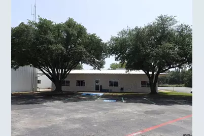 2005 Tile Factory Rd, Palestine, TX 75801 - Photo 1
