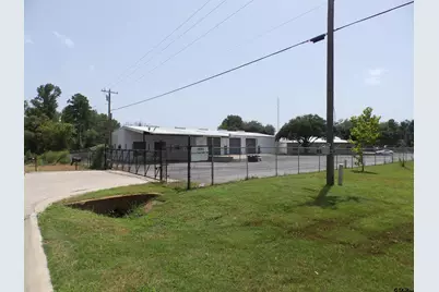 2005 Tile Factory Rd, Palestine, TX 75801 - Photo 39