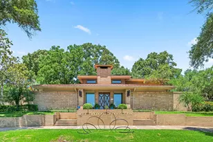 701 Woodland Hills Dr, Tyler, TX 75701 - Photo 1