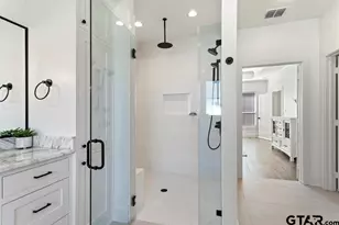 4548 Brushy Crk Cv, Tyler, TX 75703 - Photo 19