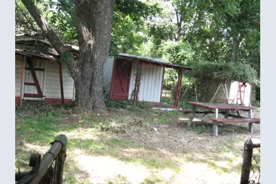 105 Bellview, Palestine, TX 75803 - Photo 9