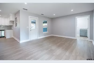 2922 W Azalea, Tyler, TX 75701 - Photo 15