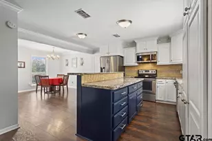 3235 Curtis Dr, Tyler, TX 75701 - Photo 11