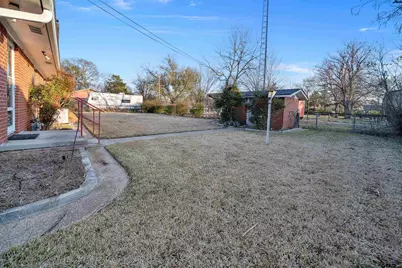 604 E Pennsylvania, Van, TX 75790 - Photo 29