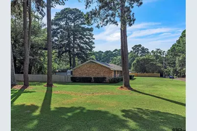 700 Emily Dr., Longview, TX 75601 - Photo 43