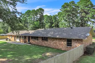 700 Emily Dr, Longview, TX 75601 - Photo 39