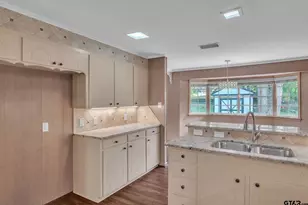 700 Emily Dr, Longview, TX 75601 - Photo 17