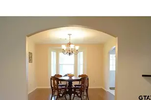 1520 N Texas Ave, Palestine, TX 75803 - Photo 7