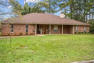 1520 N Texas Ave, Palestine, TX 75803 - Photo 1