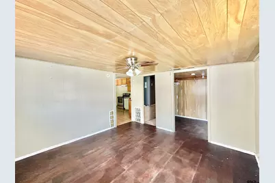318 Kaufman, Mt Vernon, TX 75457 - Photo 5