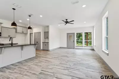 16326 Crossing Circle, Lindale, TX 75771 - Photo 11