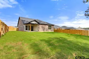 16326 Crossing Cir, Lindale, TX 75771 - Photo 33