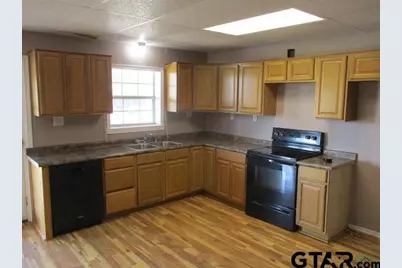 1370 Cr 306 D, Henderson, TX 75654 - Photo 13