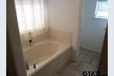 1370 Cr 306 D, Henderson, TX 75654 - Photo 5