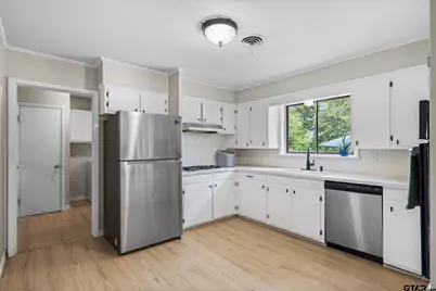 200 W Kansas, Van, TX 75790 - Photo 13