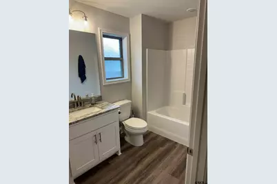 411 Deer Point Cv, Chandler, TX 75758 - Photo 9