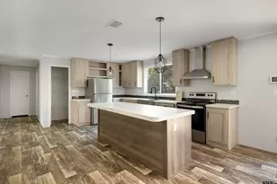 715 N Royal Dr, Bullard, TX 75757 - Photo 3