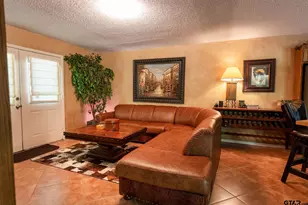 272 Branding Iron Ln, Holly Lake Ranch, TX 75765 - Photo 7