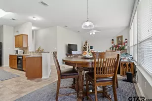 5821 Thompson Pl, Tyler, TX 75707 - Photo 17