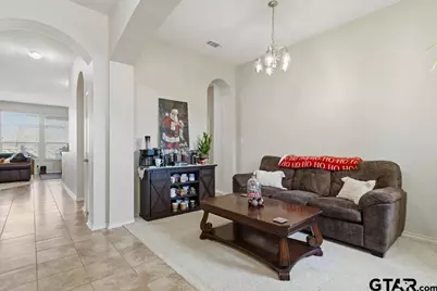 5821 Thompson Place, Tyler, TX 75707 - Photo 5