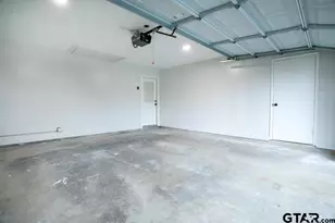 202 Ronnette Dr, Tyler, TX 75703 - Photo 41