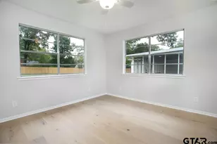 202 Ronnette Dr, Tyler, TX 75703 - Photo 33