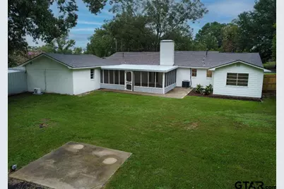 202 Ronnette Dr, Tyler, TX 75703 - Photo 9