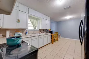 1109 Lamar St, Palestine, TX 75801 - Photo 7