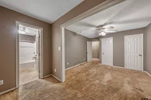 619 Martin, Chandler, TX 75758 - Photo 11