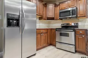 312 Circle Dr, Bogata, TX 75417 - Photo 15