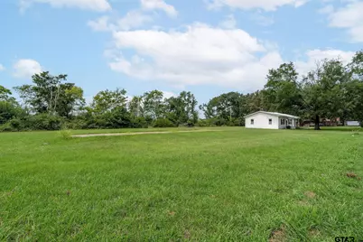 312 Circle Drive, Bogata, TX 75417 - Photo 5