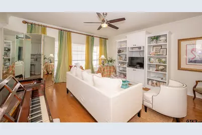 5401 Hollytree Drive, #1301, Tyler, TX 75703 - Photo 11