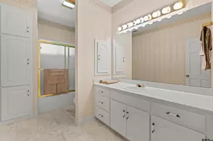 404 Moccasin Ln, Kilgore, TX 75662 - Photo 17