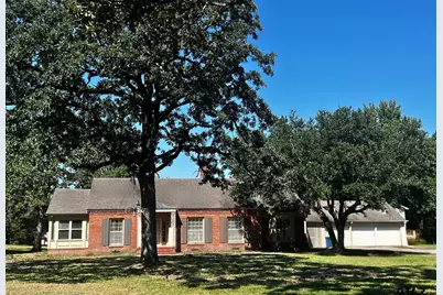1721 N Pacific, Mineola, TX 75773 - Photo 1
