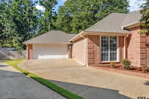 3202 Pebblebrook Cir, Tyler, TX 75707 - Photo 3