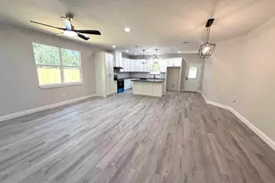 431 Cypress, Pittsburg, TX 75686 - Photo 11