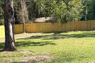 431 Cypress, Pittsburg, TX 75686 - Photo 3