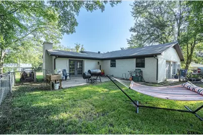 806 E Duval, Troup, TX 75789 - Photo 35