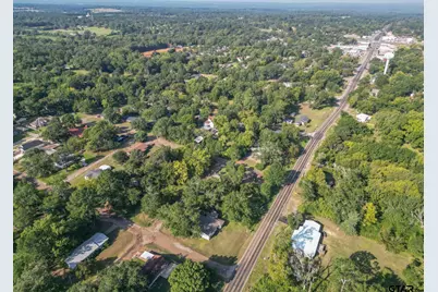 806 E Duval, Troup, TX 75789 - Photo 41