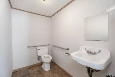 3815 Troup Hwy, Tyler, TX 75703 - Photo 21