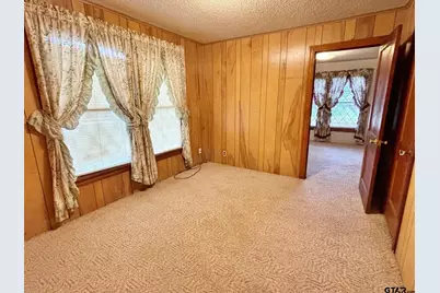 2431 N Jefferson, Mount Pleasant, TX 75455 - Photo 11